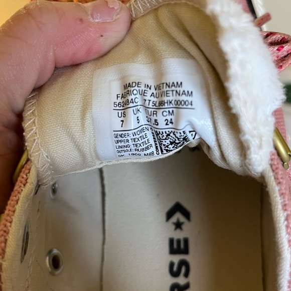 Converse All Star Pink With Gold Details and Sherpa Tongue - Picture 9 of 9